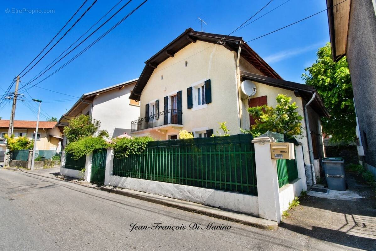 Maison à CLUSES