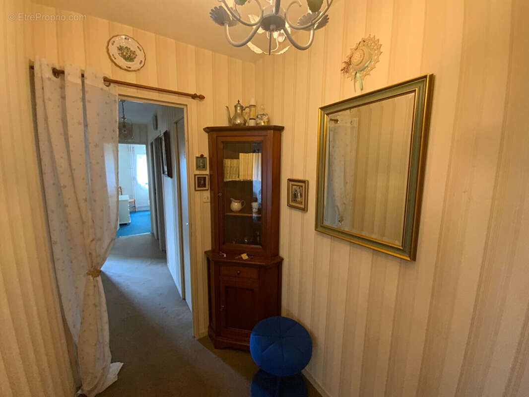 LE CREUSOT, résidence avec ascenseur - Appartement de 61 m² hab. (2 chambres). - photo 10