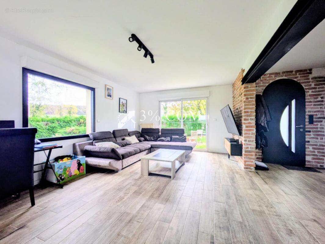 Maison à ESCOEUILLES