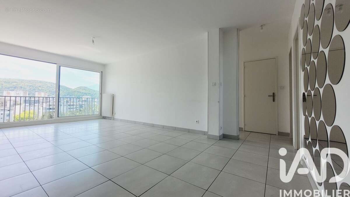 Photo 6 - Appartement à ECHIROLLES