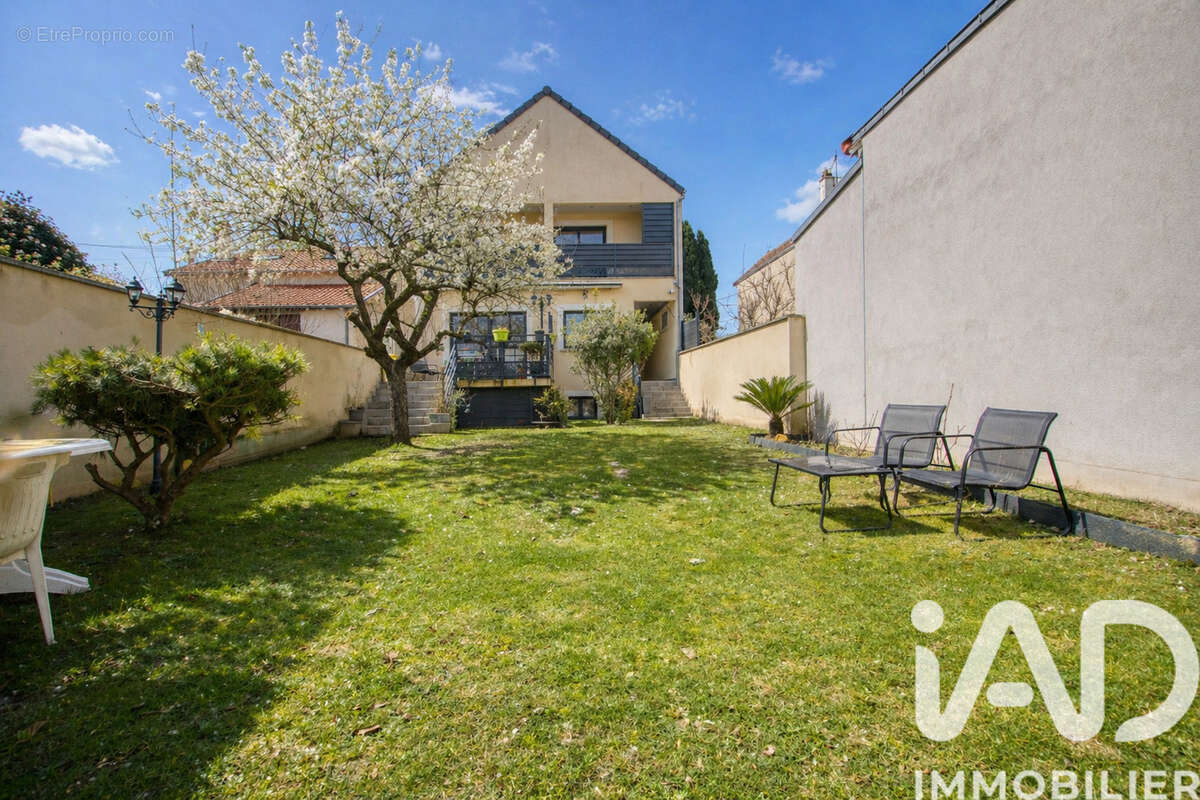 Photo 2 - Maison à CONFLANS-SAINTE-HONORINE