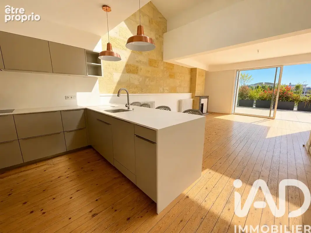 Photo 1 - Appartement à BORDEAUX