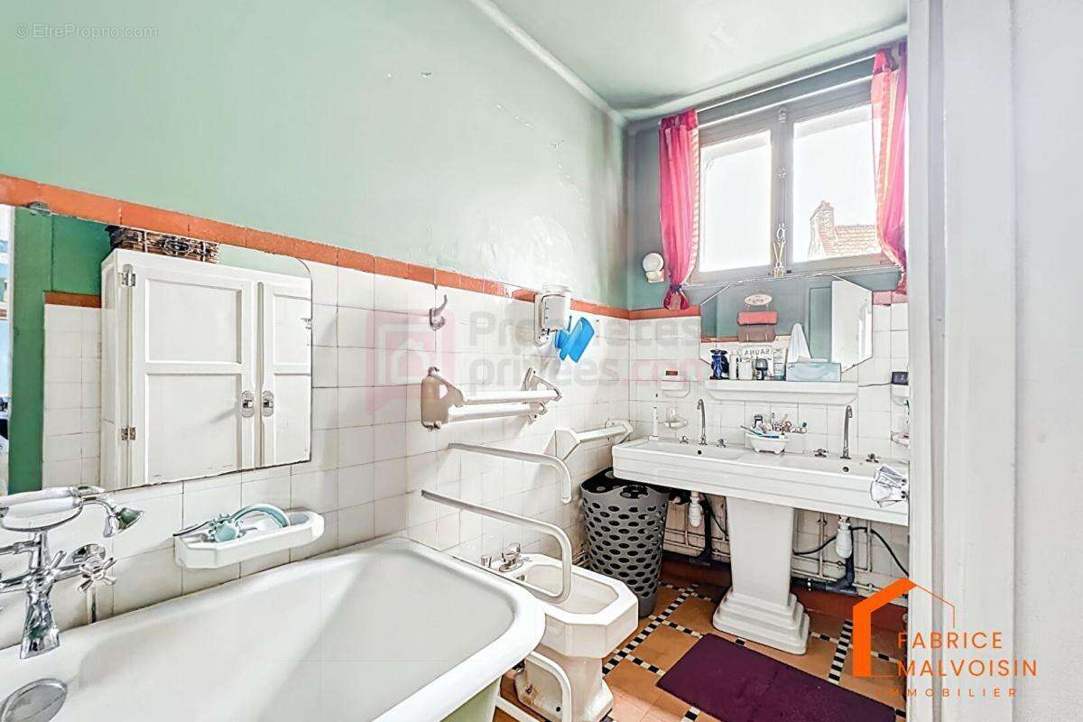 Maison à MONTREUIL