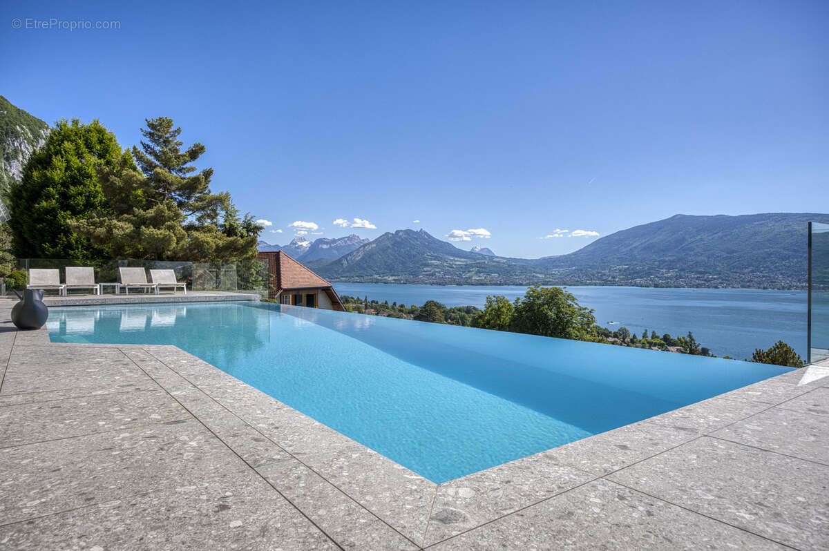 Villa d'exception dominant le lac - photo 72