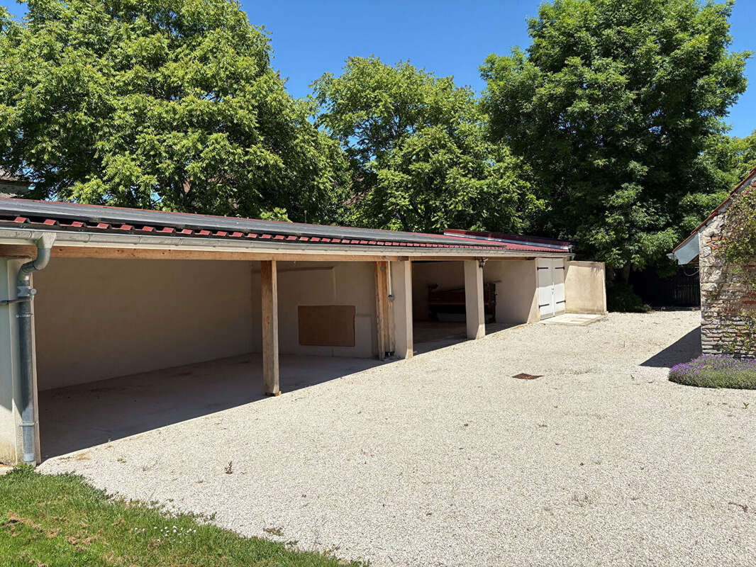 Maison à SAINT-MAURICE-EN-RIVIERE