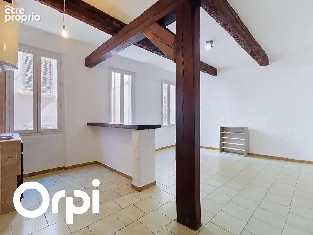 A vendre, centre historique de TOULON (83000), T1bis 44m² 3ème étage, d'autres lots a vendre dans le même immeuble - photo 3