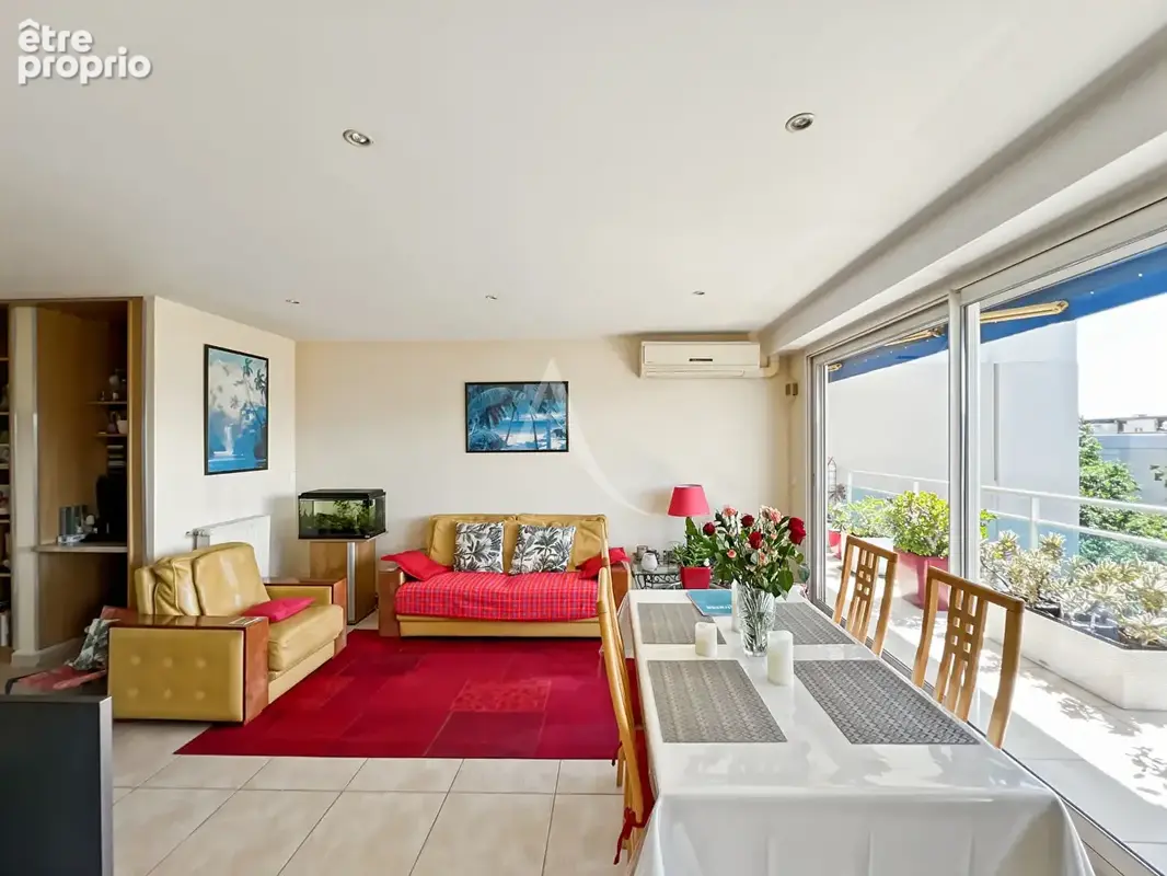 LE CANNET très beau 4 pièces de 83 m² avec terrasse, cave et aperçu mer - photo 14