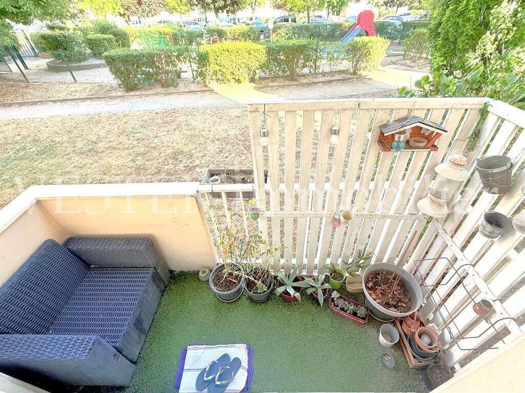 Très agréable 4 pièces avec balcon et vue dégagée - photo 7