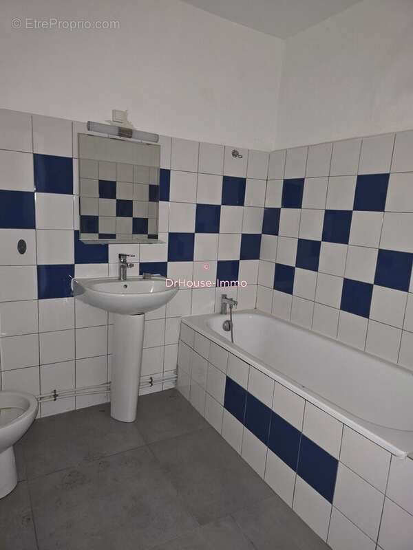 Appartement à MARSEILLE-15E