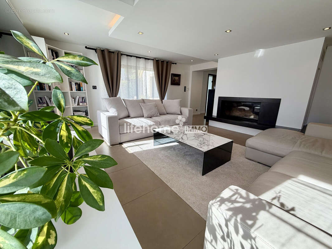 Appartement 179 m² à Strasbourg  - photo 2