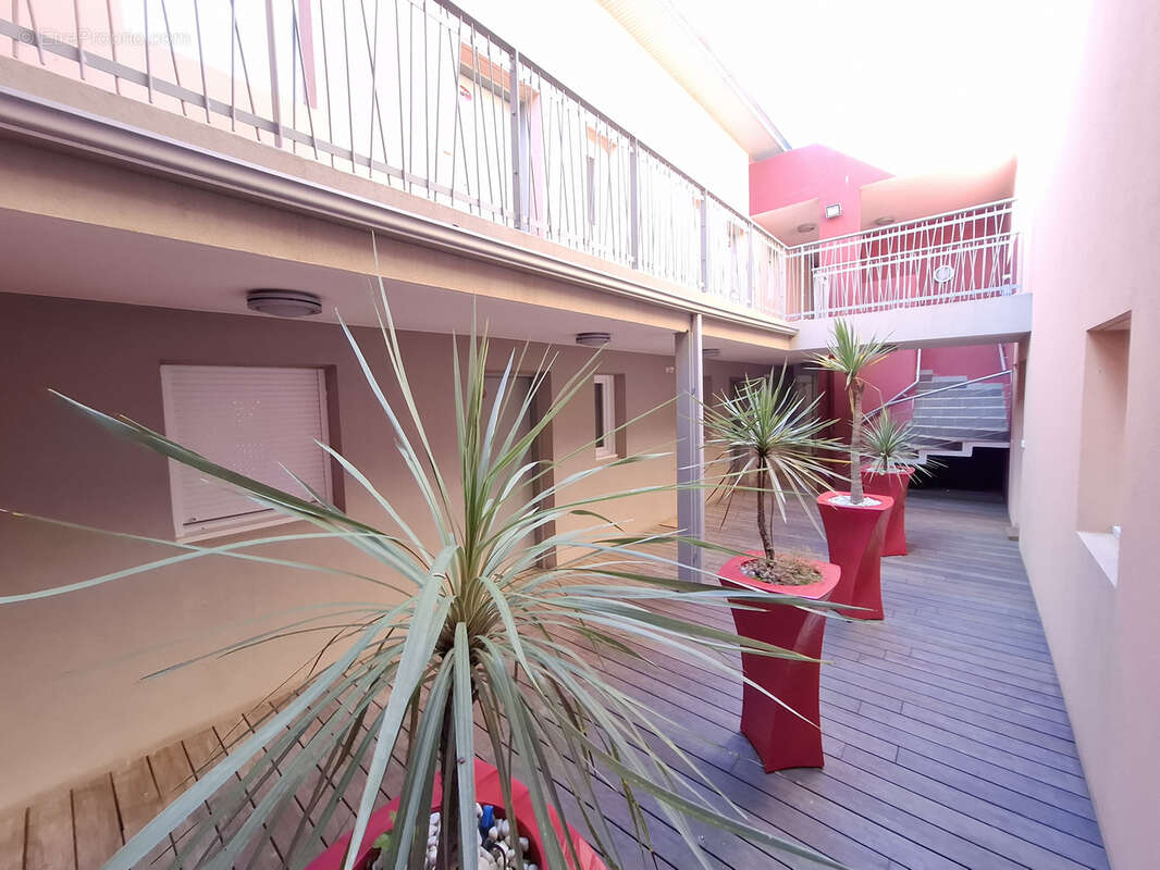 Appartement à MAUGUIO