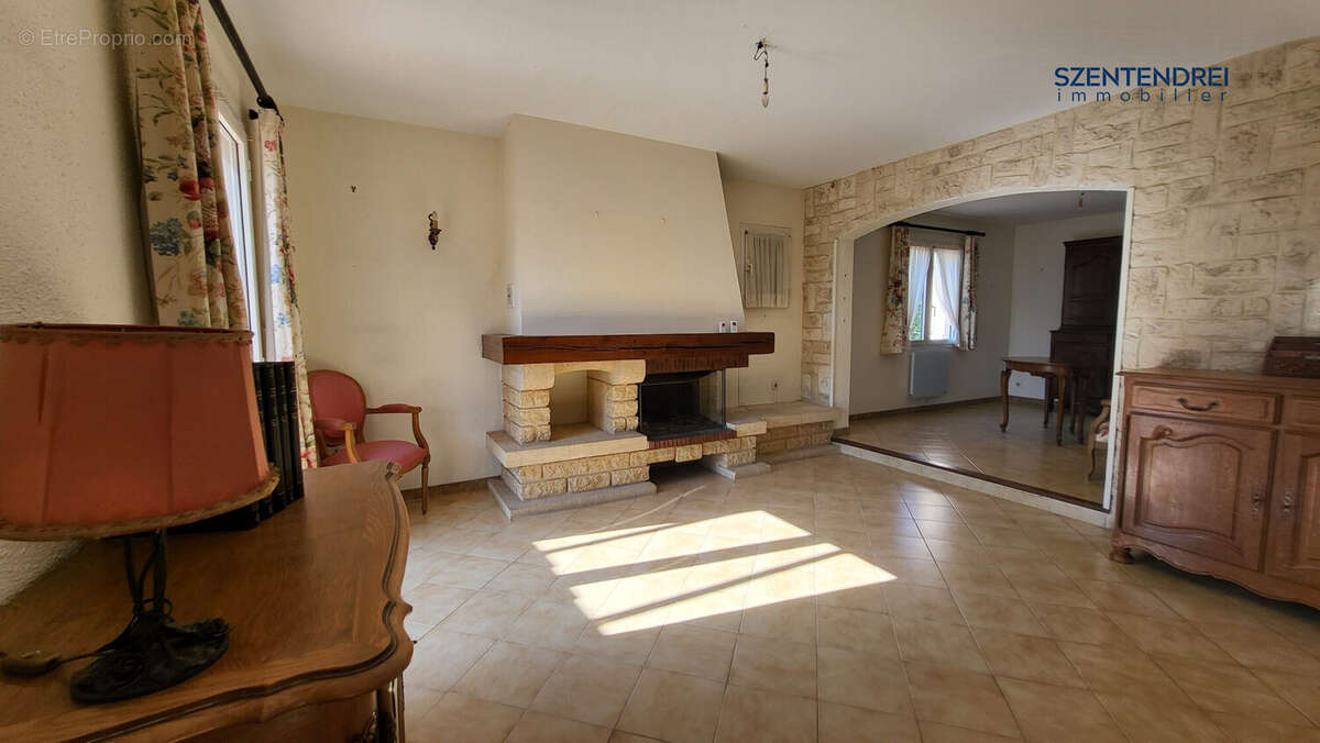 Maison 104 m² à Lunel  - photo 4