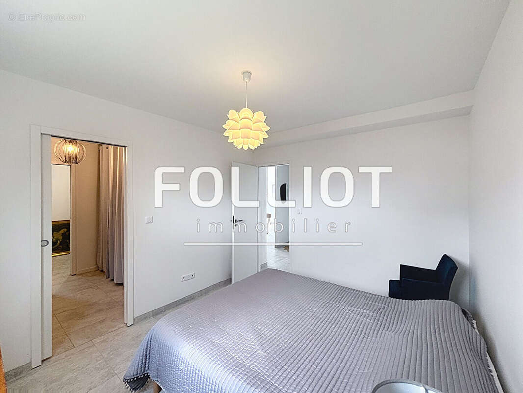 Maison à MONTMARTIN-SUR-MER