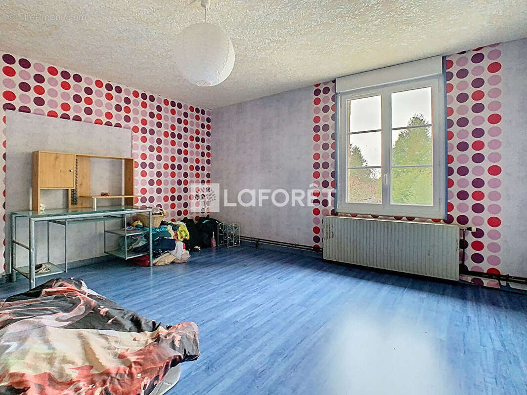 Maison à VILLE-SUR-TOURBE