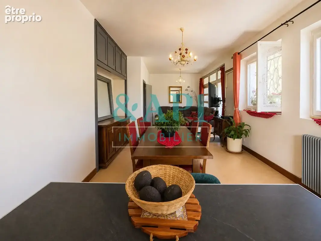 HABERE LULLIN maison traditionnelle sur sous-sol total, beau potentiel A SAISIR - photo 6