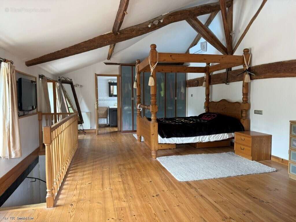 Propriété De Caractère Sur 2 Hectares Avec Deux Gîtes, Piscine Et Fort Potentiel De Développement - photo 21