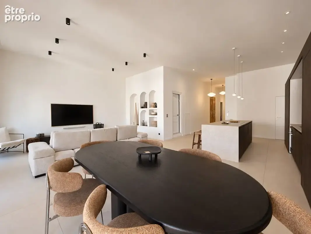 Sète  Quai Aspirant Herber  Appartement d'exception avec vue sur les canaux, terrasse et garage - photo 9