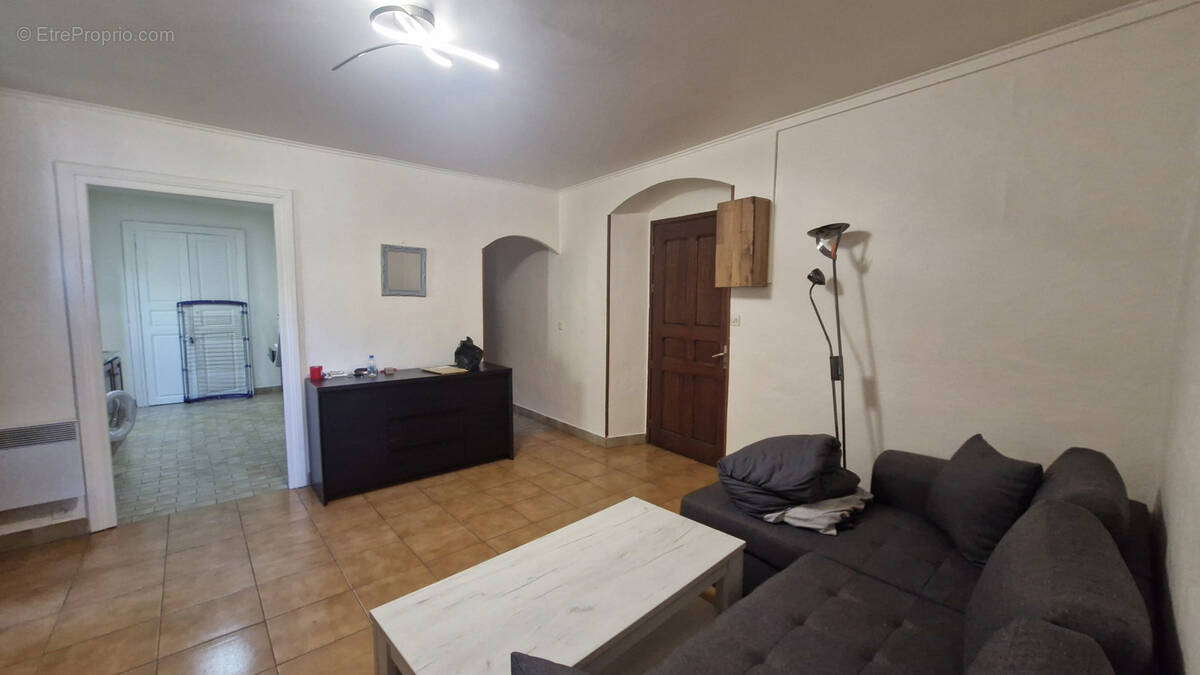 Appartement à CORTE