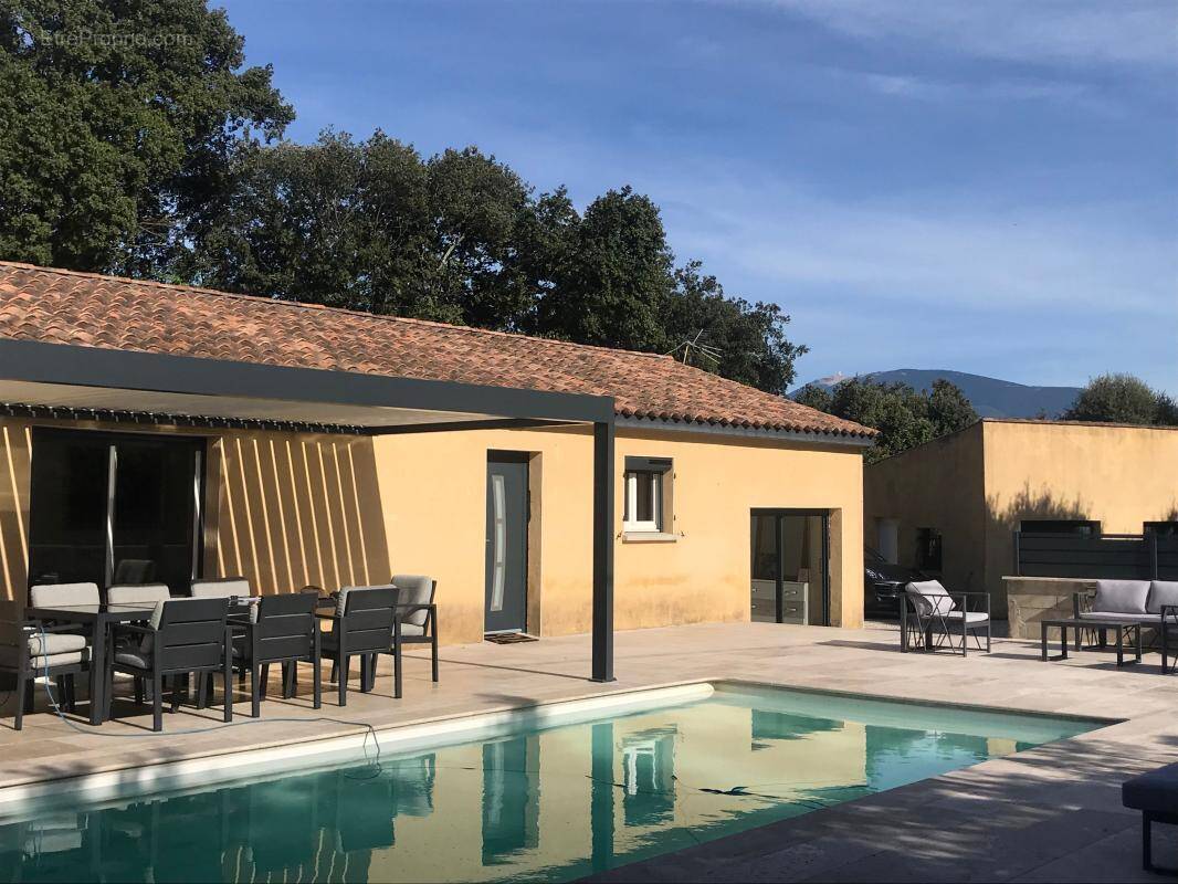 Maison à VAISON-LA-ROMAINE