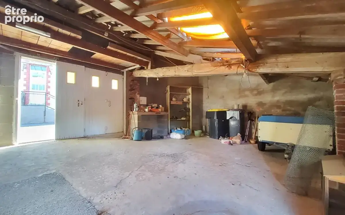 Maison de bourg a renover - garage - st lezin - photo 11