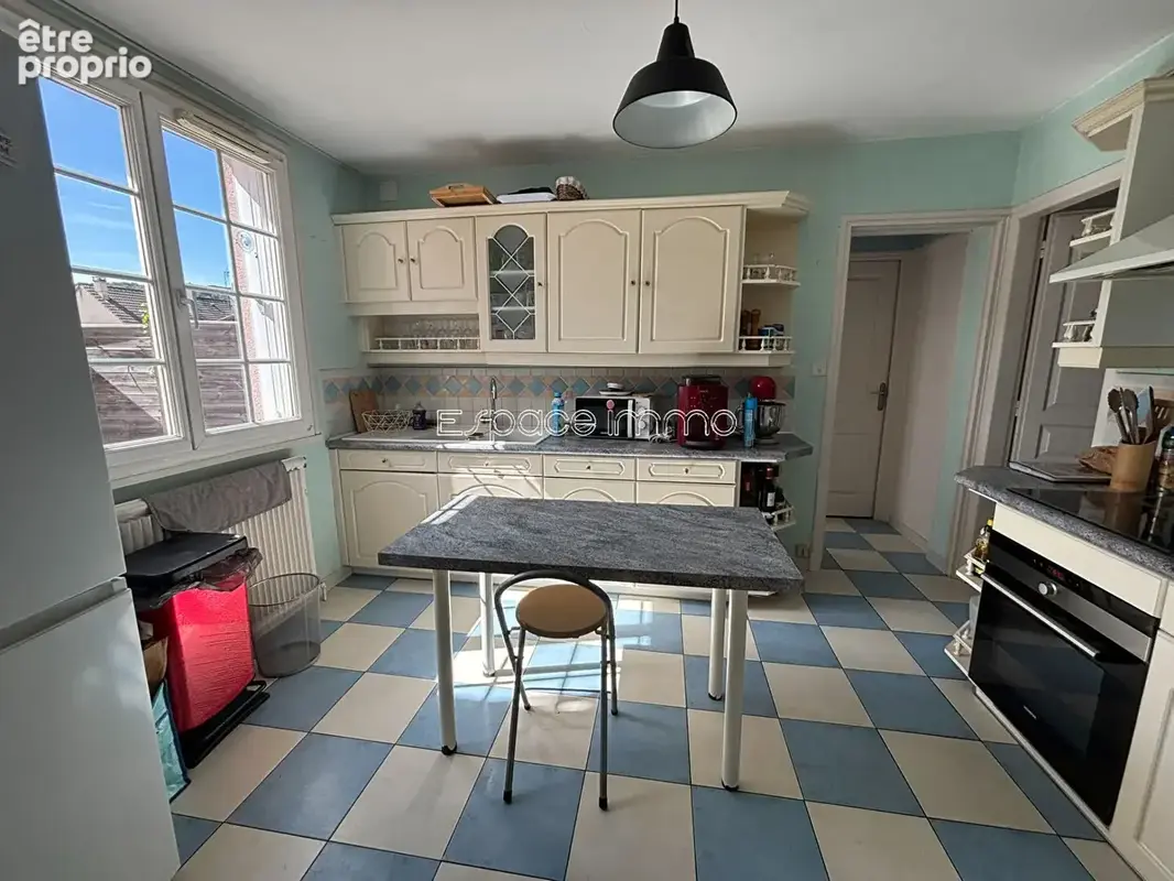 Maison individuelle - 126m² - 4 chambres - Sous sol et Garage - MONTVILLE - photo 5