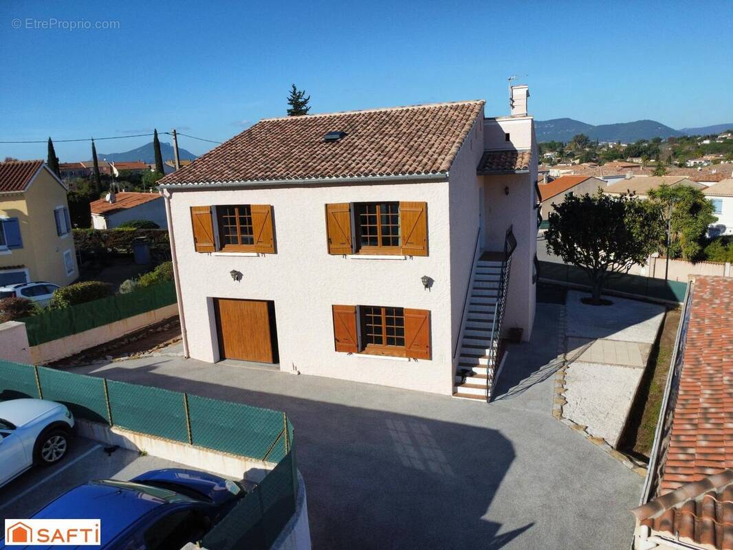 Photo 1 - Maison à LA CRAU