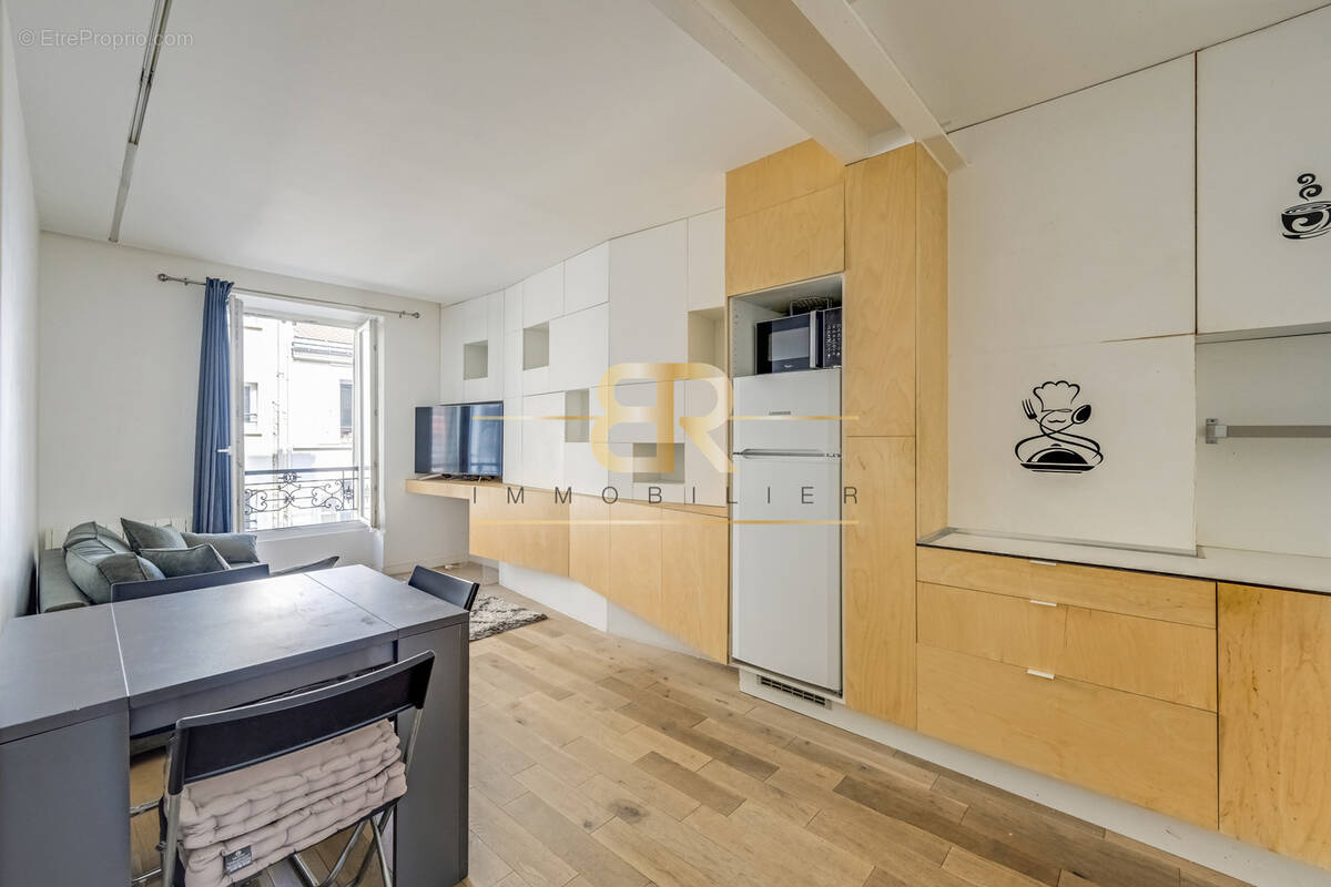 Appartement à PARIS-12E