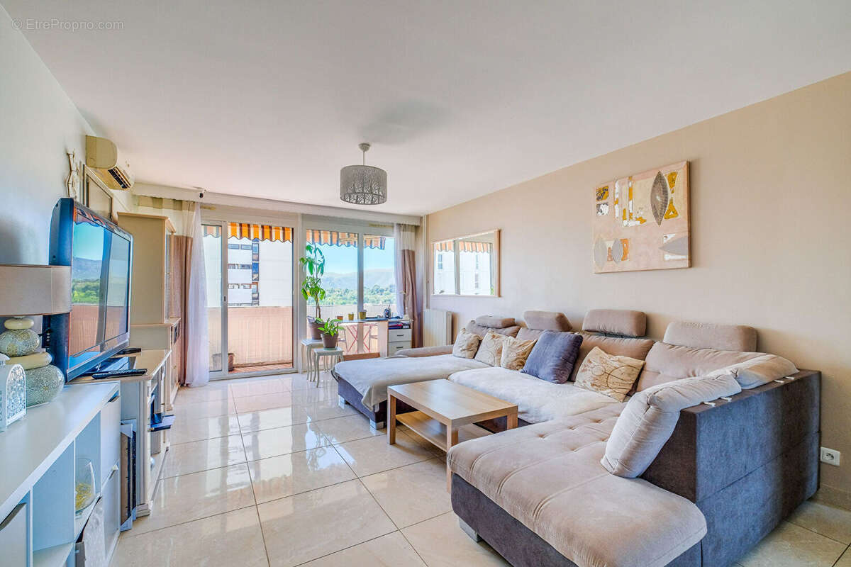 Appartement à MARSEILLE-13E