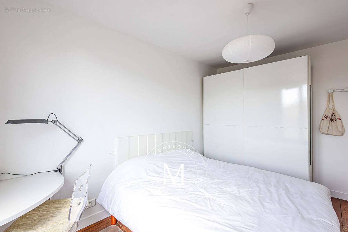 Appartement à PARIS-14E