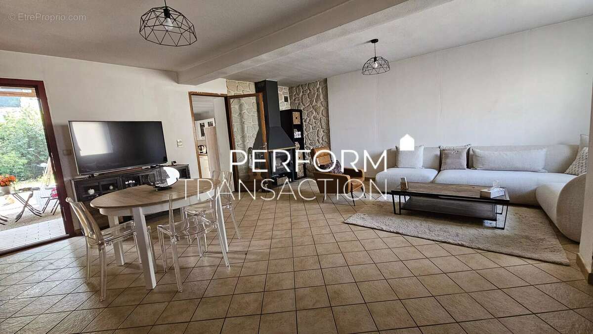 Maison à RENAGE