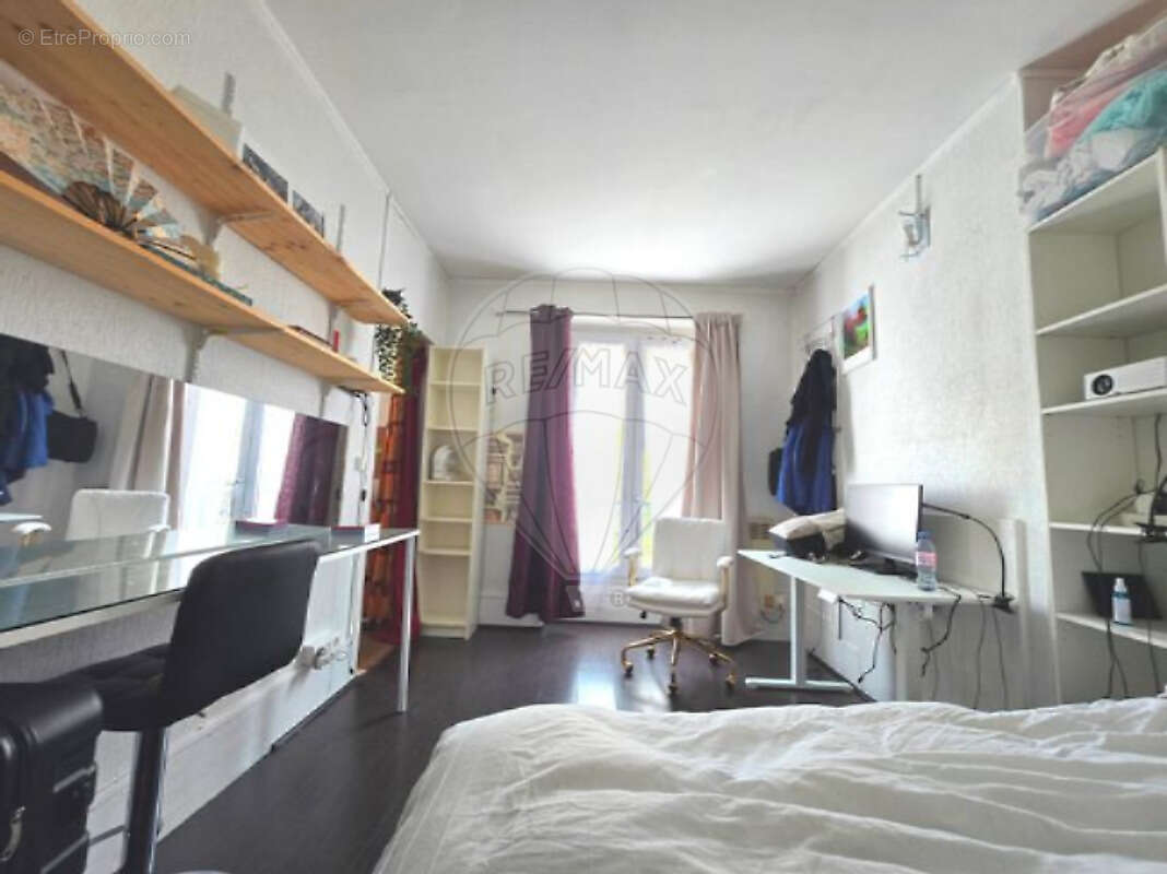 Appartement à PARIS-20E