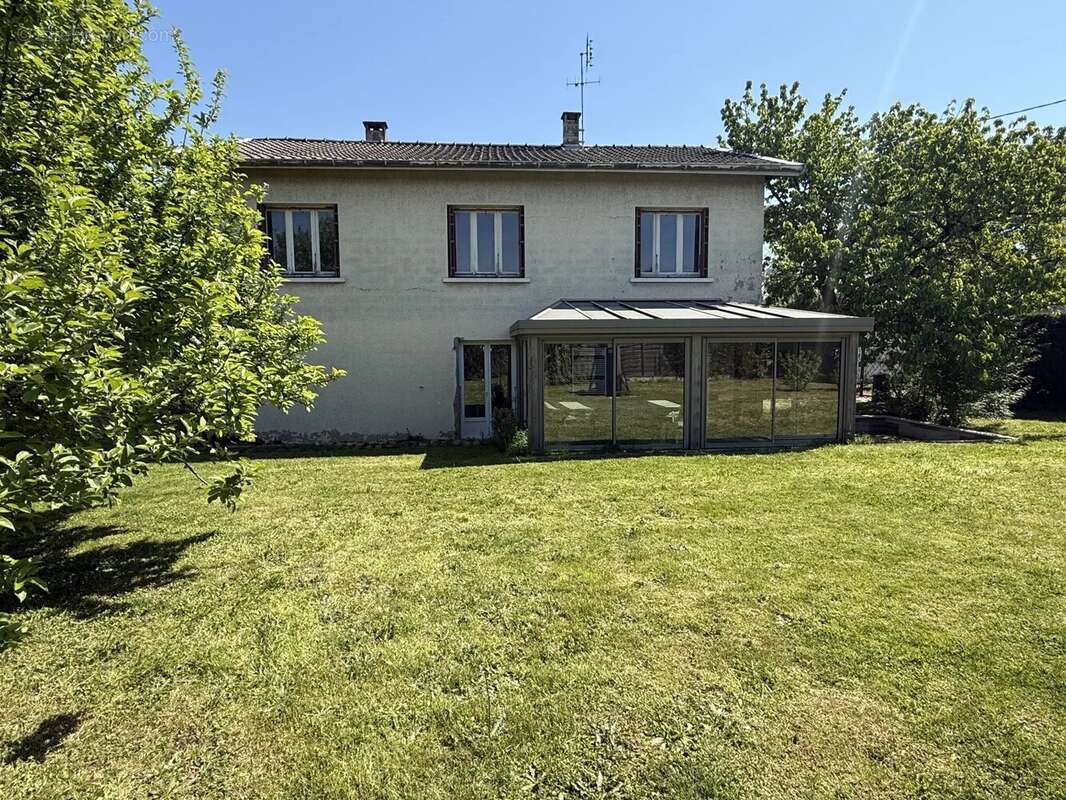 Maison à CORCELLES-EN-BEAUJOLAIS