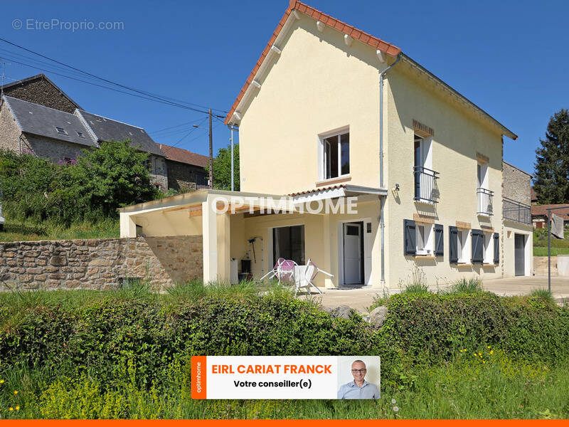 Maison à SAINT-ETIENNE-DE-FURSAC