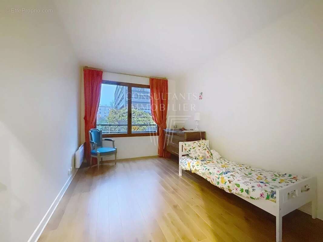 Appartement à BOULOGNE-BILLANCOURT