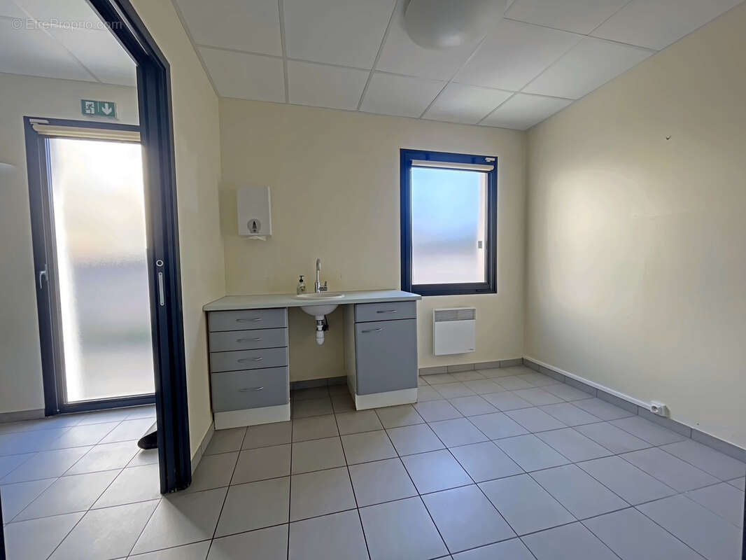 Commerce à LIBOURNE