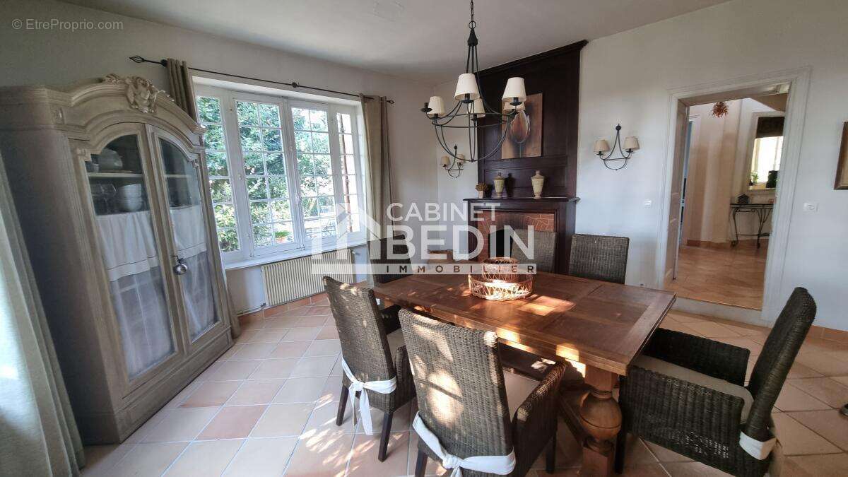 Maison à BAYON-SUR-GIRONDE