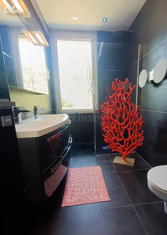 propriété unique sur Saint-Raphaël - photo 11