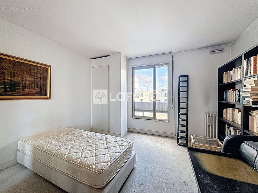 Appartement à SURESNES