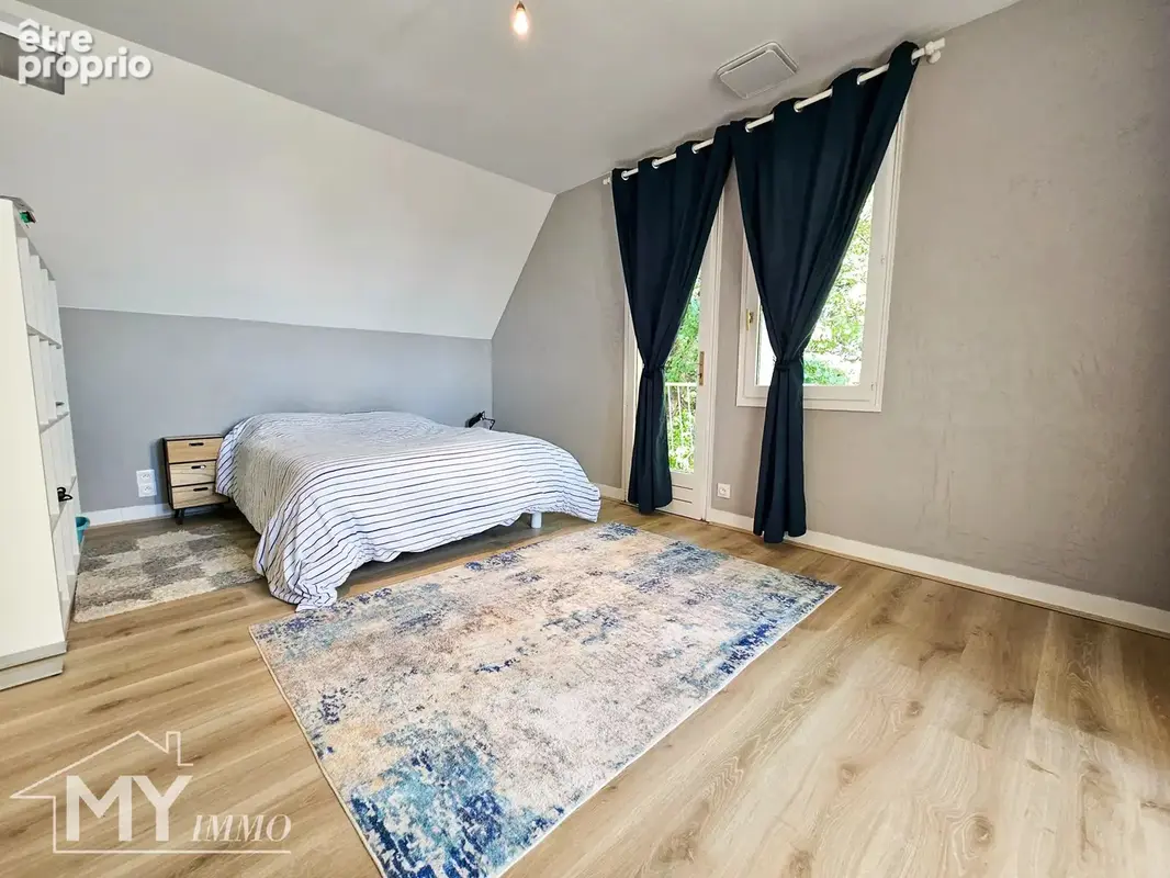 Vélines : Maison d’architecte de 218 m² avec piscine sur près de 2,8 hectares - photo 24