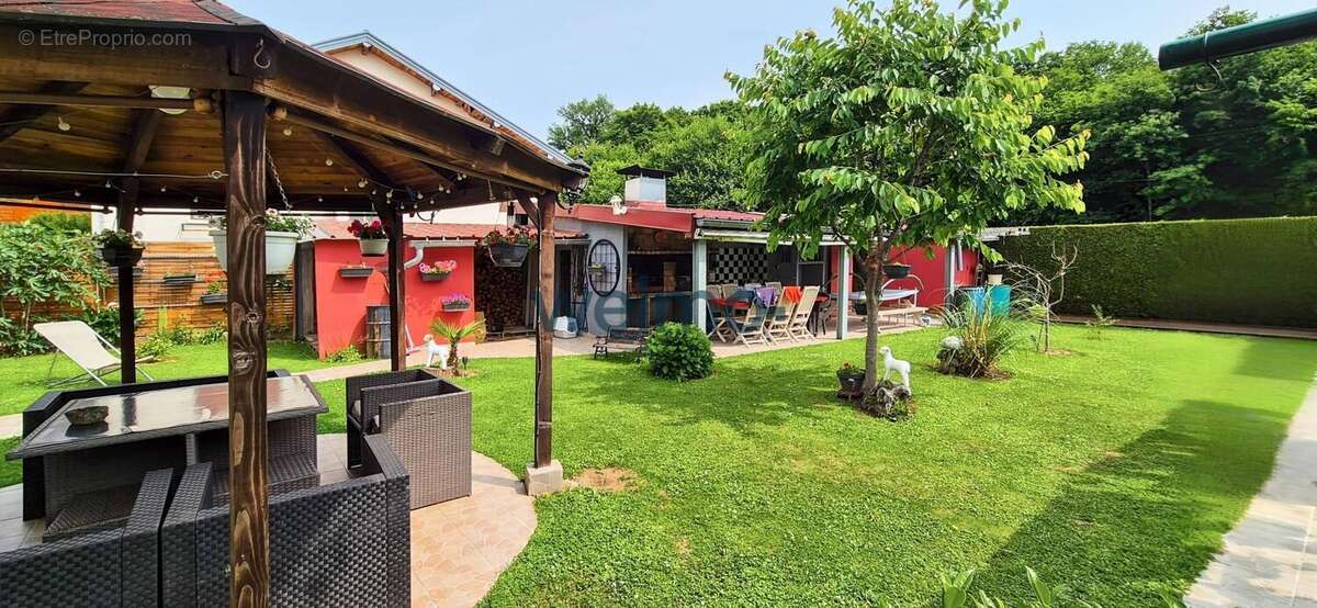 Maison à COURCELLES-LES-MONTBELIARD