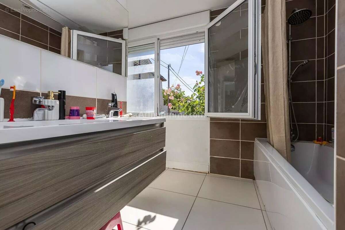 Appartement à VASSELIN