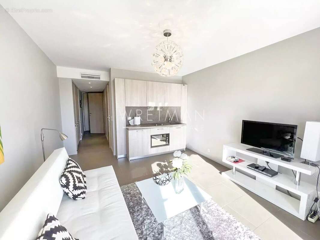 Bel appartement 2 pièces avec terrasse - Villefranche sur mer - photo 7