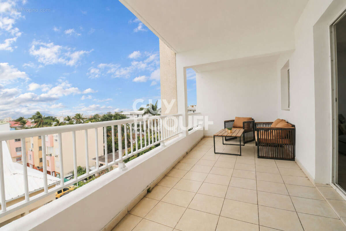 Appartement Sainte Clotilde 5 pièce(s) 151.41 m2 - photo 12