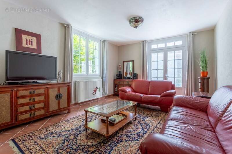 Maison à SAINT-SAUVEUR