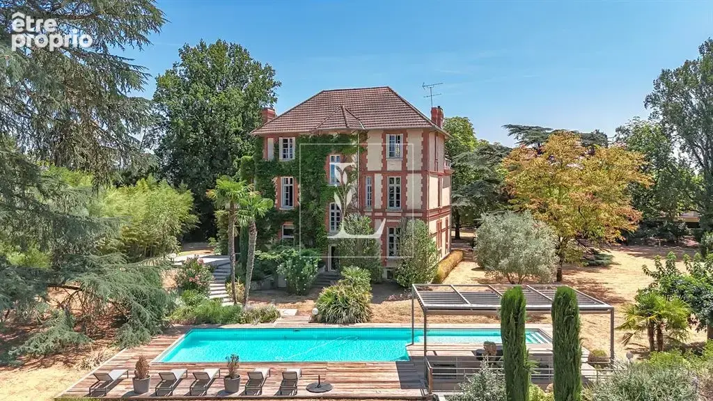 Maison à MONTBETON