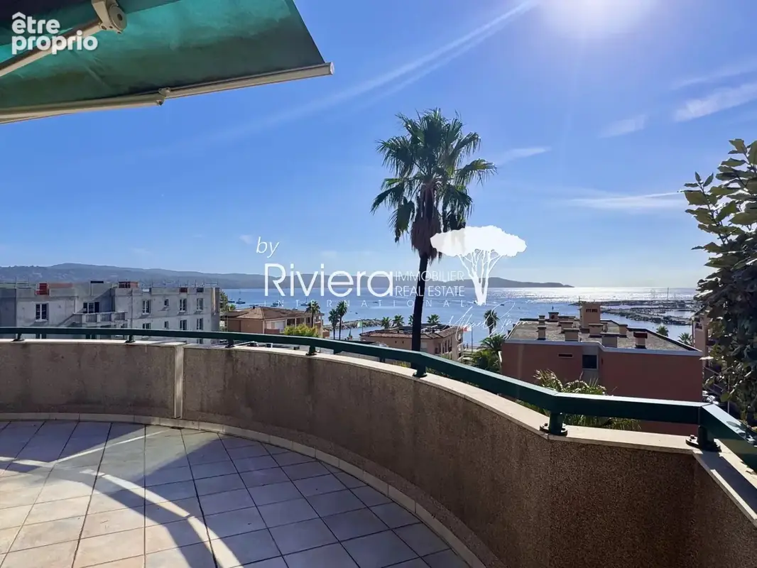 T4 dernier étage avec magnifique vue mer et plage à UNE minu - photo 4