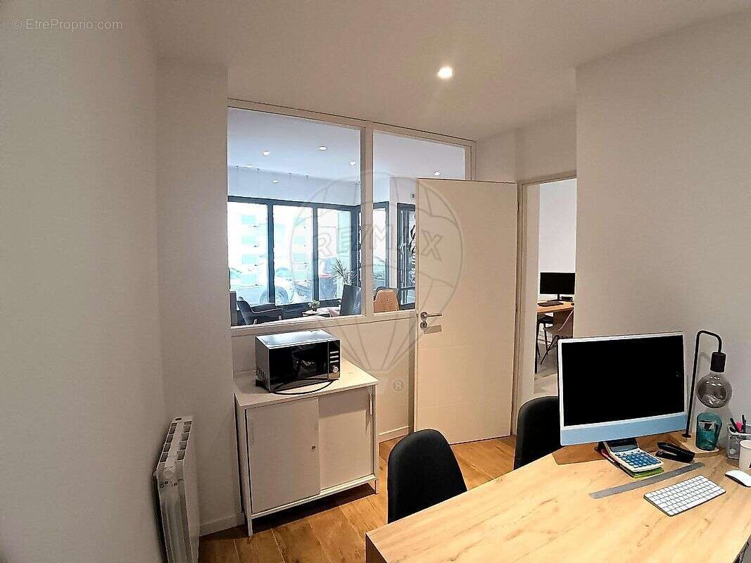 Commerce à VILLEFRANCHE-SUR-SAONE