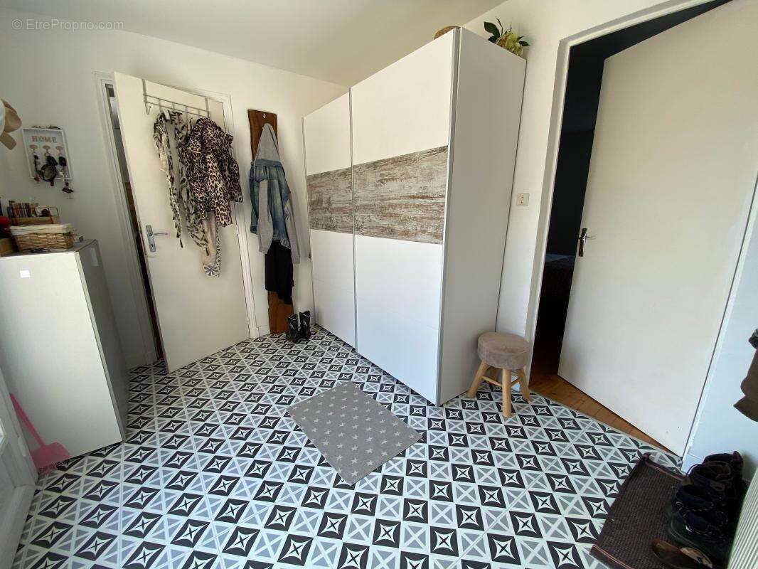 Maison à SAINTE-ALVERE