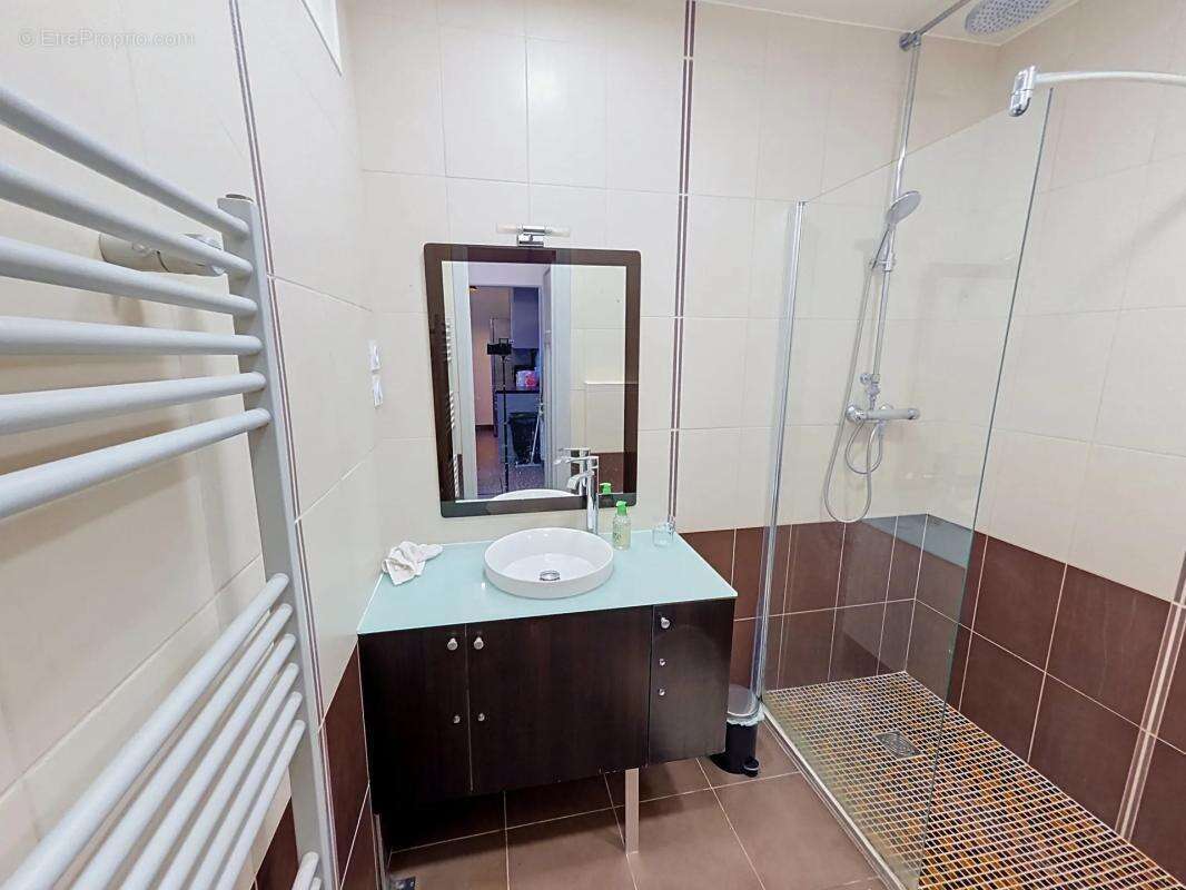 Maison de 7 pièces de 163 m² située à Nice - photo 22