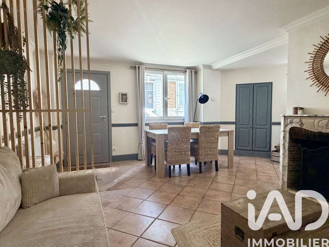Photo 3 - Maison à LA QUEUE-LES-YVELINES